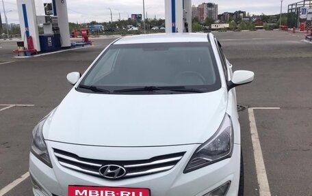 Hyundai Solaris II рестайлинг, 2016 год, 1 200 000 рублей, 2 фотография