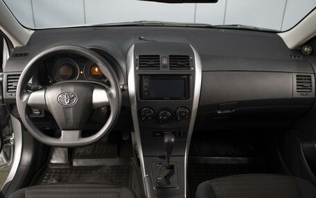Toyota Corolla, 2012 год, 1 350 000 рублей, 6 фотография