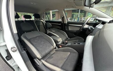 Volkswagen Golf VIII, 2023 год, 1 383 000 рублей, 17 фотография