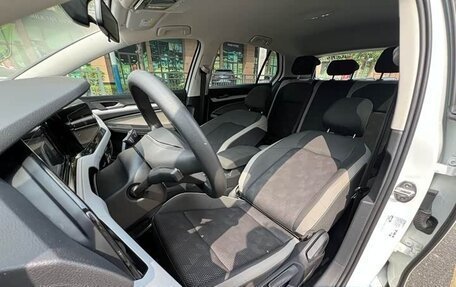 Volkswagen Golf VIII, 2023 год, 1 383 000 рублей, 15 фотография