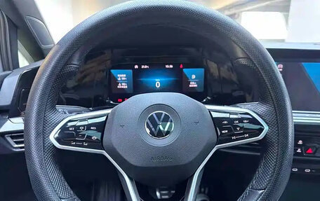 Volkswagen Golf VIII, 2022 год, 1 679 000 рублей, 11 фотография