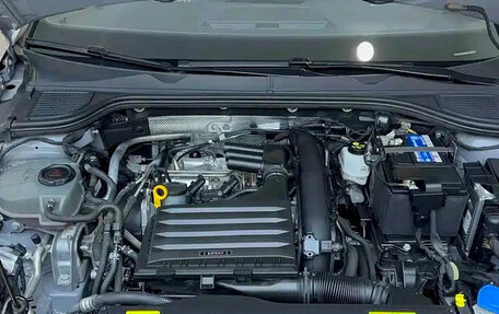 Volkswagen Golf VIII, 2022 год, 1 679 000 рублей, 22 фотография