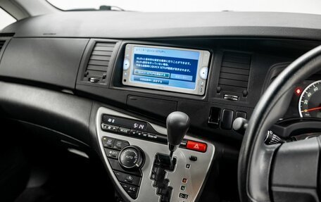 Toyota ISis I, 2014 год, 1 325 000 рублей, 11 фотография