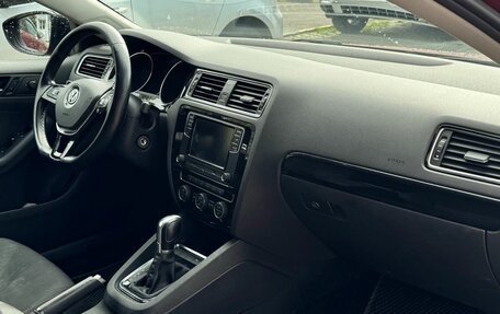 Volkswagen Jetta VI, 2017 год, 1 250 000 рублей, 8 фотография