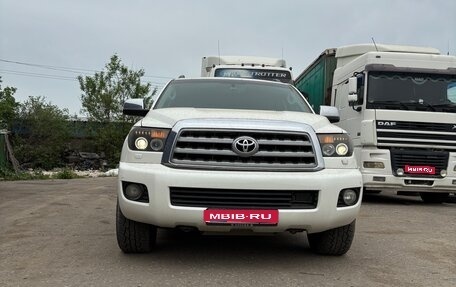 Toyota Sequoia II рестайлинг, 2011 год, 2 700 000 рублей, 1 фотография