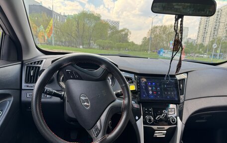 Hyundai Sonata VI, 2011 год, 1 000 000 рублей, 6 фотография
