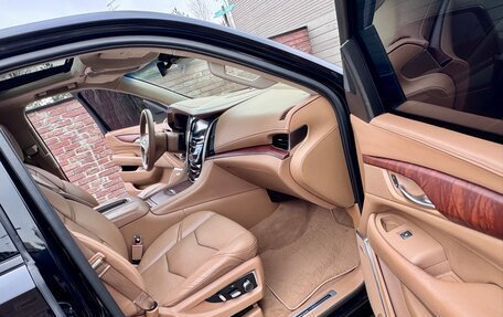 Cadillac Escalade IV, 2016 год, 3 950 000 рублей, 17 фотография