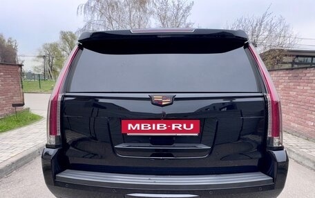 Cadillac Escalade IV, 2016 год, 3 950 000 рублей, 9 фотография