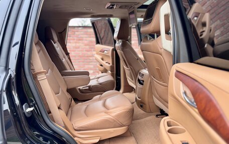 Cadillac Escalade IV, 2016 год, 3 950 000 рублей, 20 фотография