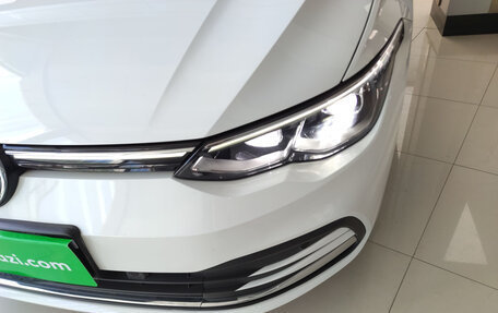Volkswagen Golf VIII, 2023 год, 2 030 000 рублей, 9 фотография