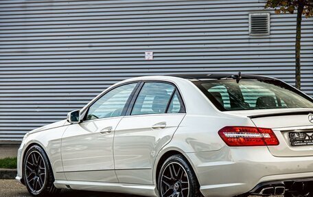 Mercedes-Benz E-Класс, 2011 год, 1 395 000 рублей, 9 фотография