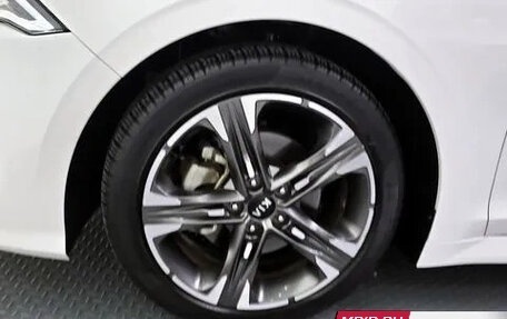 KIA K5, 2022 год, 2 440 000 рублей, 16 фотография