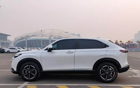 Honda Vezel, 2023 год, 1 390 002 рублей, 5 фотография