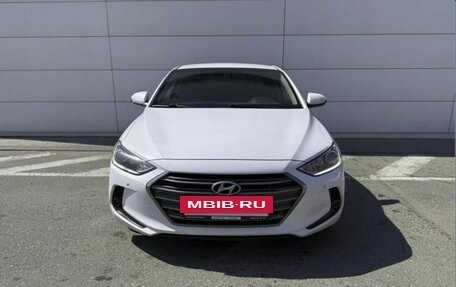 Hyundai Elantra VI рестайлинг, 2018 год, 1 580 000 рублей, 5 фотография