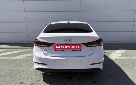 Hyundai Elantra VI рестайлинг, 2018 год, 1 580 000 рублей, 9 фотография