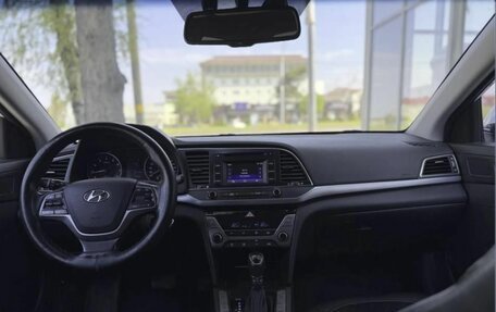 Hyundai Elantra VI рестайлинг, 2018 год, 1 580 000 рублей, 14 фотография