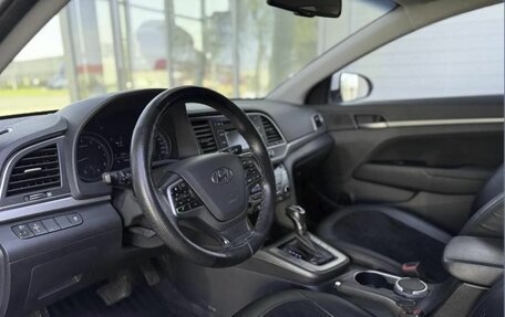 Hyundai Elantra VI рестайлинг, 2018 год, 1 580 000 рублей, 13 фотография