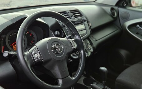 Toyota RAV4, 2012 год, 1 370 000 рублей, 9 фотография