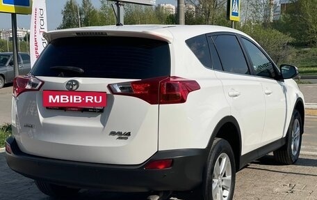 Toyota RAV4, 2013 год, 1 850 000 рублей, 5 фотография