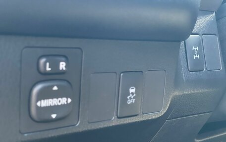 Toyota RAV4, 2013 год, 1 850 000 рублей, 9 фотография