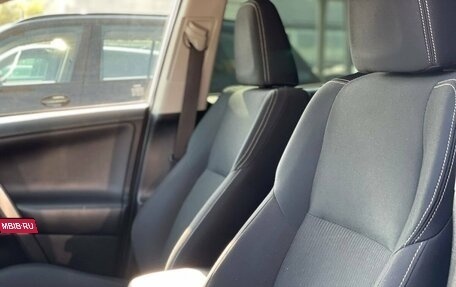 Toyota RAV4, 2013 год, 1 850 000 рублей, 13 фотография