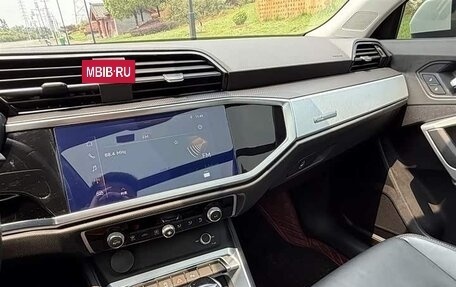 Audi Q3, 2021 год, 1 693 000 рублей, 11 фотография