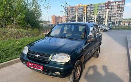 Chevrolet Niva I рестайлинг, 2005 год, 149 000 рублей, 1 фотография