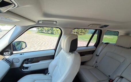 Land Rover Range Rover IV рестайлинг, 2018 год, 6 800 000 рублей, 27 фотография