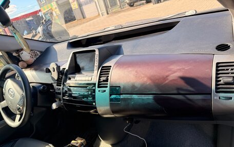 Toyota Prius, 2004 год, 420 000 рублей, 20 фотография