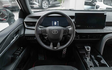 Toyota Camry, 2024 год, 3 785 000 рублей, 14 фотография