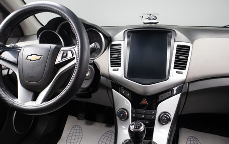 Chevrolet Cruze II, 2012 год, 1 099 000 рублей, 8 фотография