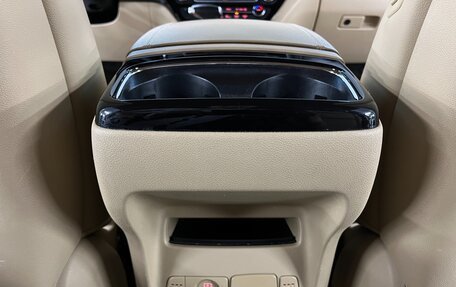 KIA Carnival III, 2019 год, 3 150 000 рублей, 17 фотография