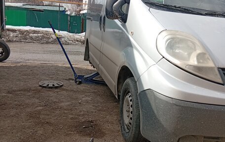 Renault Trafic, 2011 год, 1 520 000 рублей, 5 фотография
