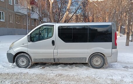 Renault Trafic, 2011 год, 1 520 000 рублей, 14 фотография