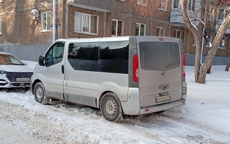Renault Trafic, 2011 год, 1 520 000 рублей, 13 фотография