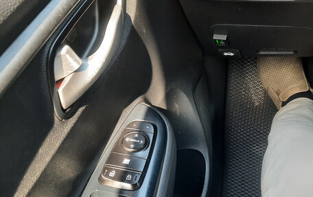 KIA Rio IV, 2019 год, 700 000 рублей, 2 фотография