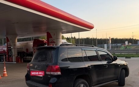 Toyota Land Cruiser 200, 2008 год, 2 250 000 рублей, 4 фотография