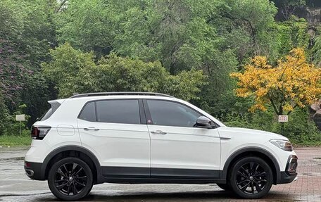 Volkswagen T-Cross I, 2022 год, 1 245 002 рублей, 9 фотография