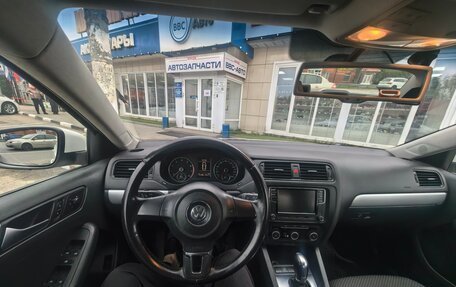 Volkswagen Jetta VI, 2012 год, 950 000 рублей, 9 фотография