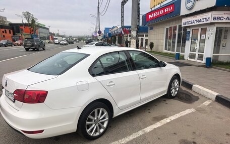 Volkswagen Jetta VI, 2012 год, 950 000 рублей, 5 фотография