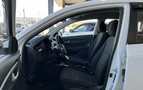 KIA Rio IV, 2019 год, 1 099 000 рублей, 10 фотография