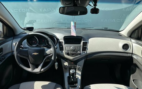 Chevrolet Cruze II, 2011 год, 695 000 рублей, 6 фотография