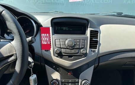 Chevrolet Cruze II, 2011 год, 695 000 рублей, 10 фотография