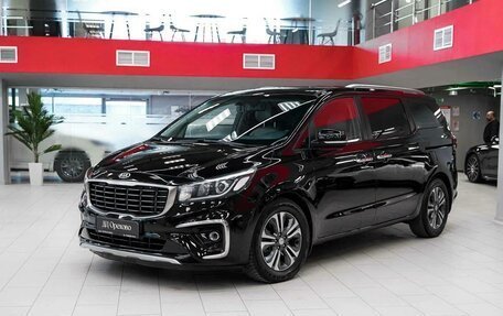 KIA Carnival III, 2019 год, 2 490 000 рублей, 5 фотография