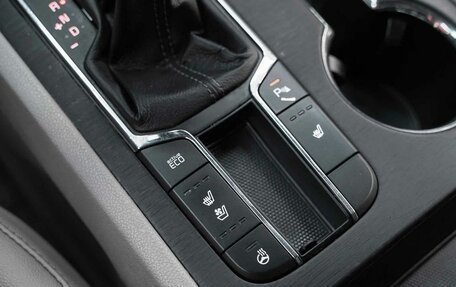 KIA Carnival III, 2019 год, 2 490 000 рублей, 6 фотография