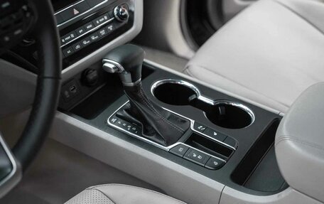 KIA Carnival III, 2019 год, 2 490 000 рублей, 11 фотография