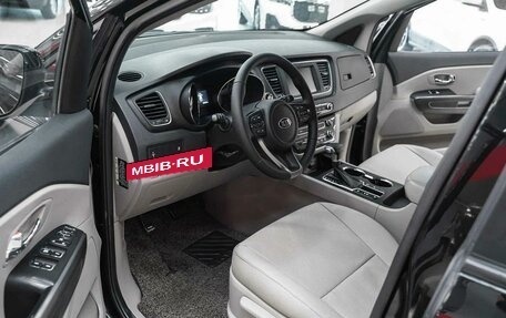 KIA Carnival III, 2019 год, 2 490 000 рублей, 12 фотография