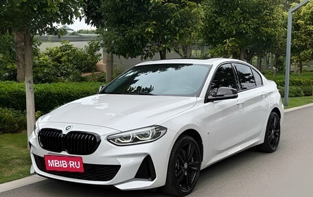 BMW 1 серия, 2022 год, 1 790 000 рублей, 1 фотография
