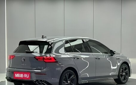 Volkswagen Golf VIII, 2022 год, 1 990 000 рублей, 3 фотография