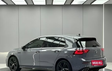 Volkswagen Golf VIII, 2022 год, 1 990 000 рублей, 4 фотография